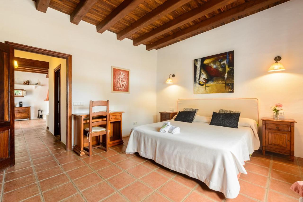 Villa Can Curreu Sant Carles de Peralta ภายนอก รูปภาพ